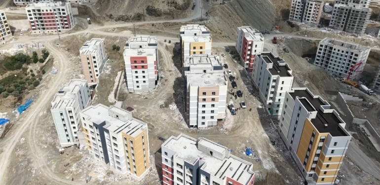 TOKİ Konutları, Defneli Vatandaşlara Umut Oluyor