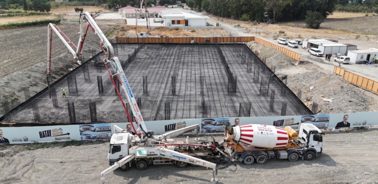 Büyükşehir’den Arsuz’a Kapalı Spor Salonu