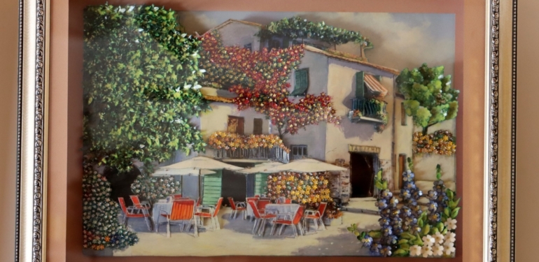 Sanatla Direniş: Nadya Zateri, Eserlerini Kampanyalı Fiyatlarla Sunuyor