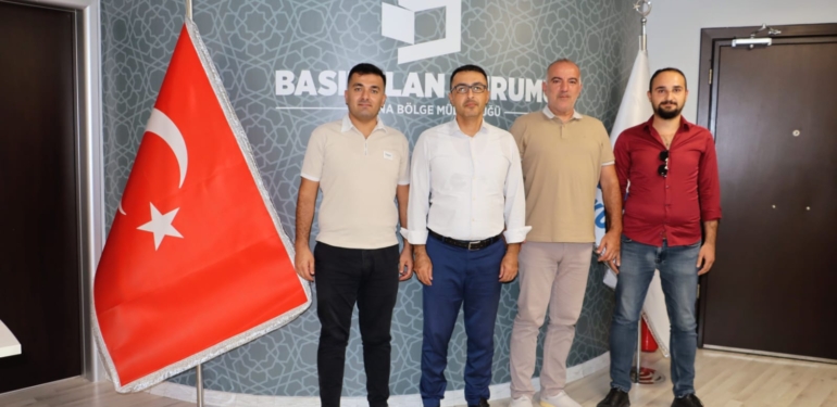 Hatay’lı Gazetecilerden BİK Adana Bölge Müdürü Halil İbrahim Parlak’a Ziyaret
