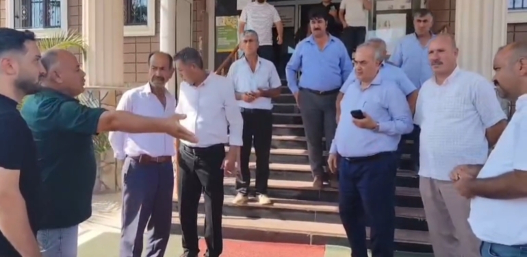 Hassa’da Su ve Elektrik Sıkıntısı Muhtarları Ayağa Kaldırdı