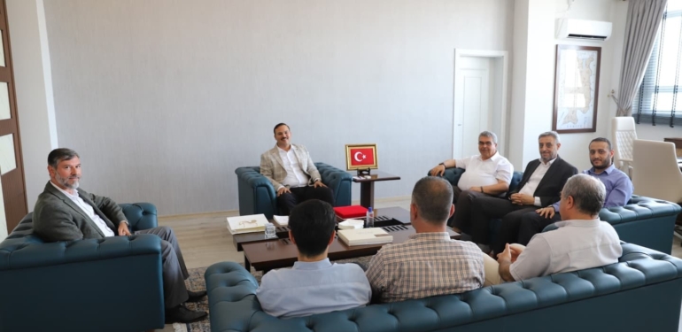 Altınözü Kaymakamı Efecan Şahin’e Hayırlı Olsun Ziyareti