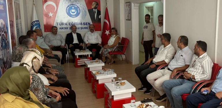 Milletvekili Abdulkadir Özel, Kamu Çalışanlarının Taleplerini Dinledi