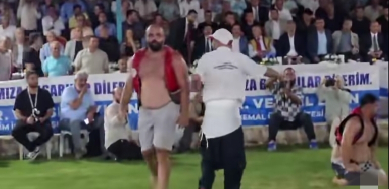 Yayladağı’nda Başpehlivanlık Ünvanları Belli Oldu