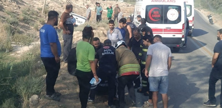 Şarampole Yuvarlanan Araçta 7 Kişi Yaralandı!