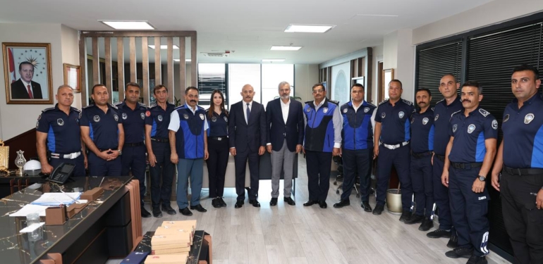 Başkan Öntürk, Zabıta Personelini Ağırladı