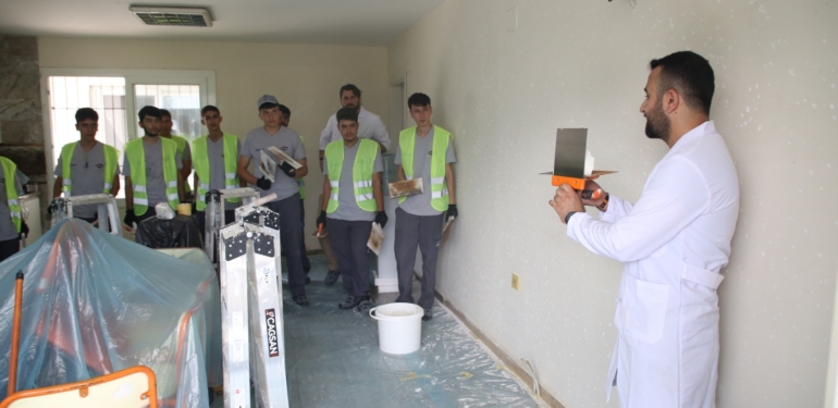 “Birlikte Ustayız” Projesi İle Boya Ustaları Yetiştiriliyor