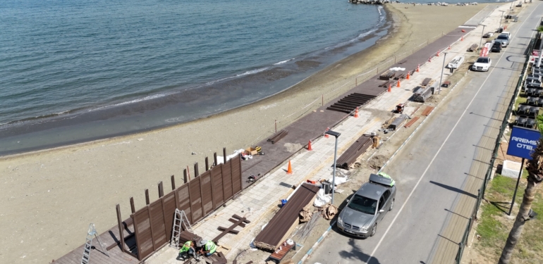 Arsuz Karaağaç Plajı Projesi Başladı