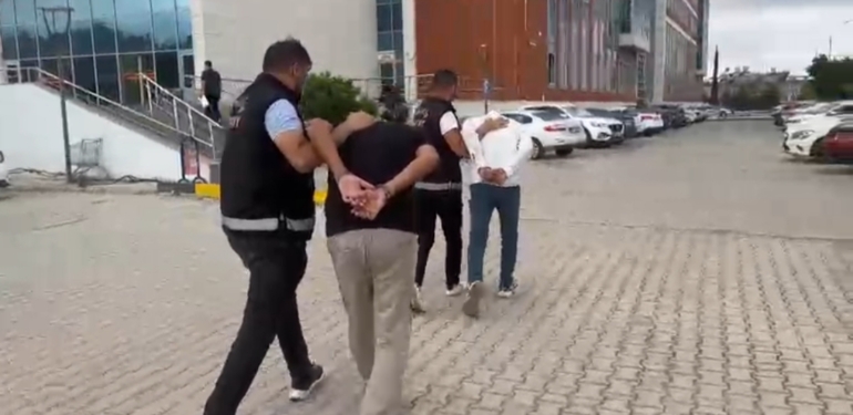 Aranan Şüpheliler İskenderun’da Yakalandı!