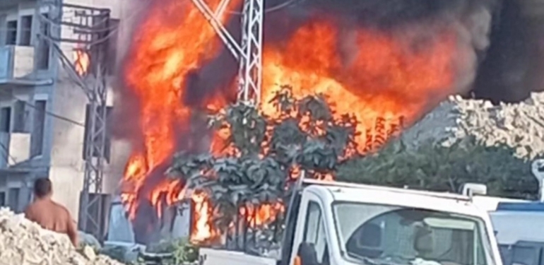 Defne’de İşçi Konteynerlerinde Yangın
