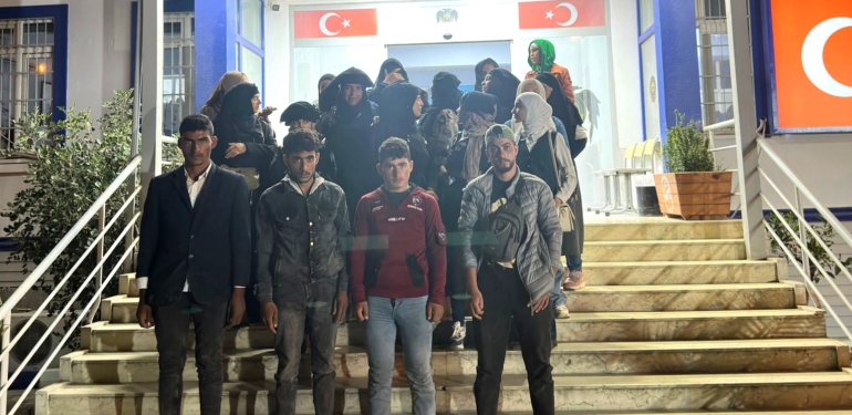 Reyhanlı-Antakya Yolunda Kaçak Göçmen Operasyonu