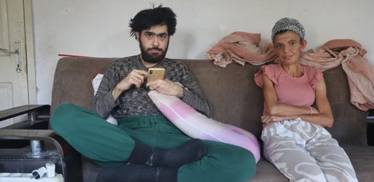 Depremden Sonra Psikolojisi Bozulan Genç, Üç Yıldır Evden Çıkmıyor