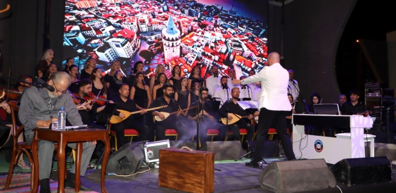 “Tahta Bavul Müzikali” Arsuz’da Müzikseverlerle Buluşuyor