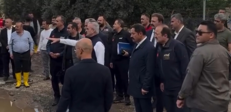 İçişleri Bakan Yardımcısı Karaoğlu, Payas’ta Afet Bölgesini İnceledi