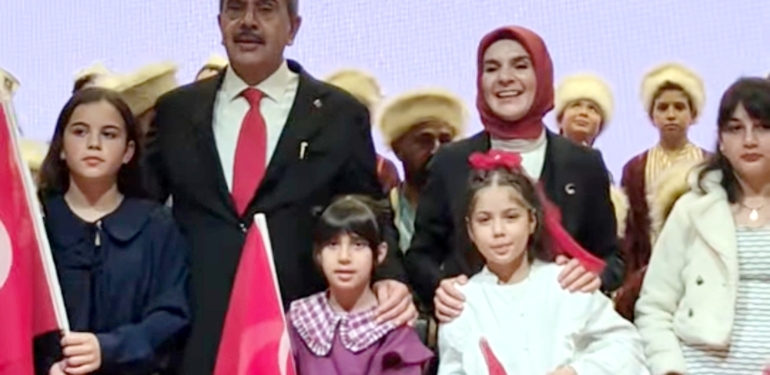 Defne’nin Gururu Asya Alyanak, Ankara’da Ödülünü Aldı