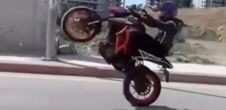 Trafiği Tehlikeye Atan Sürücüye 19 Bin Lira Ceza