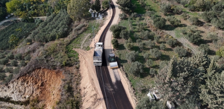 Büyükşehir’den Gözene’ye Sathi Kaplama