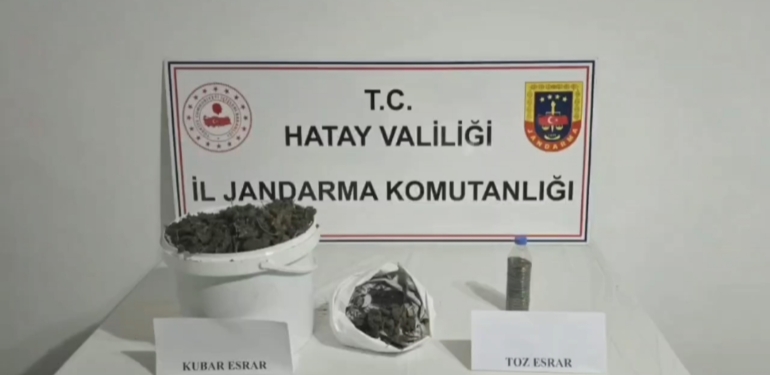 Samandağ’da Toprak Altına Gömülü Uyuşturucu Ele Geçirildi