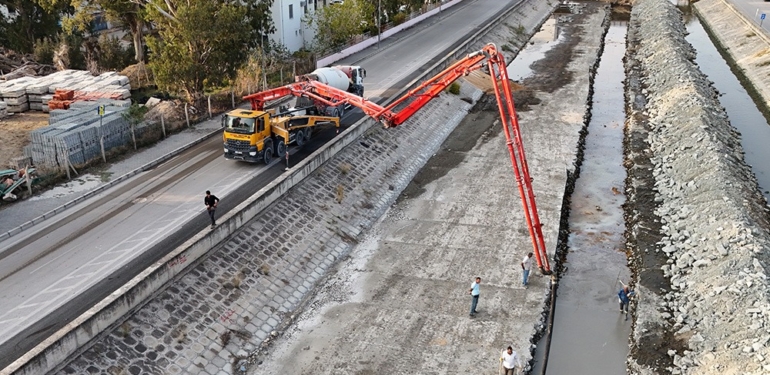 İskenderun’daki Feyezan Kanalı, Modern ve Sağlıklı Görünüme Kavuşuyor