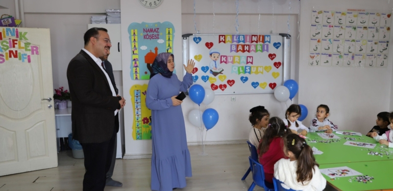 Kaymakam Şahin’den 4-6 Yaş Kur’an Kursu Öğrencilerine Ziyaret