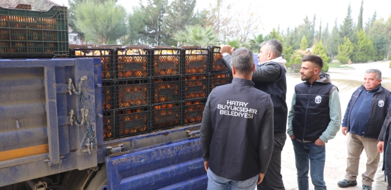 Büyükşehir’den Üreticiye Can Suyu Vatandaşa Destek