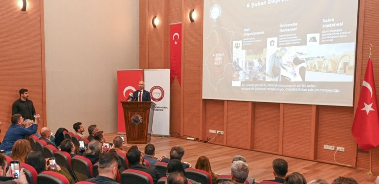 HMKÜ Rektörü Prof. Dr. Veysel Eren, 3 Yıllık Faaliyetleri Basınla Paylaştı