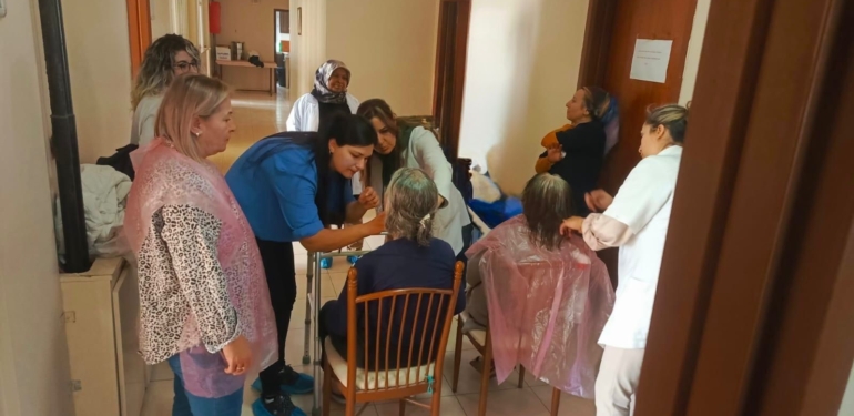 Defne Halk Eğitim Merkezi’nden Örnek Sosyal Sorumluluk Projesi