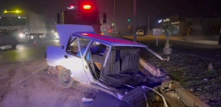 Tırla Çarpışan Otomobil İkiye Ayrıldı: 1 Yaralı