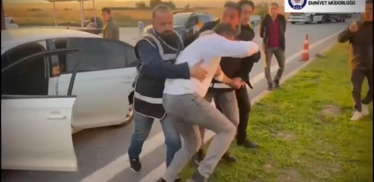 1 Milyon 800 Bin TL’lik Ziynet Hırsızlığı Kamerada