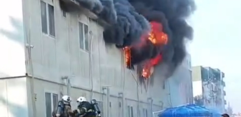 Antakya’da İşçi Konteynerlerinde Yine Yangın Çıktı