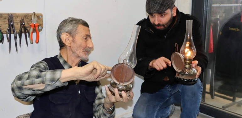 Gaz Lambaları Yıllar Sonra Yeniden Sahneye Çıktı