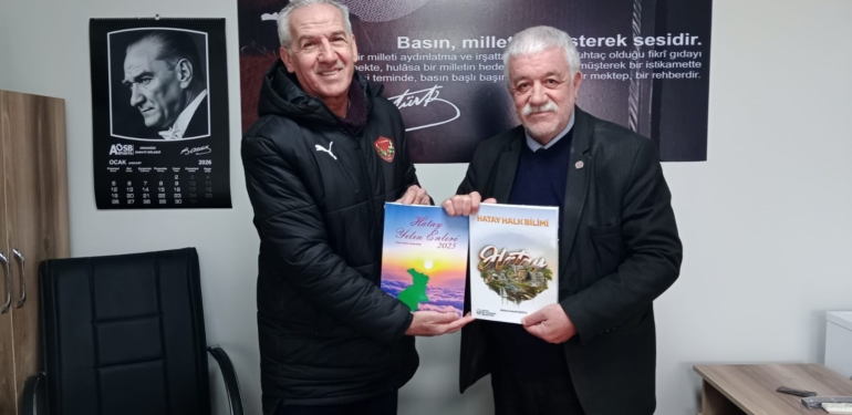 Mithat Kalaycıoğlu’na ‘Yılın Yazarı’ Ödülü