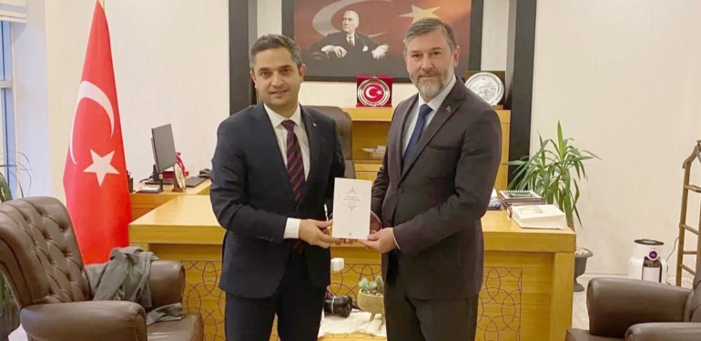 İl Müftüsü Mevlüt Topçu’dan Defne Kaymakamı Oğuz Cem Murat’a Ziyaret