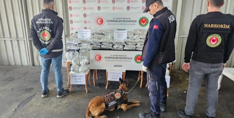 Mobilya Yüklü Konteynerden 560 Milyon TL Değerinde Uyuşturucu Çıktı!