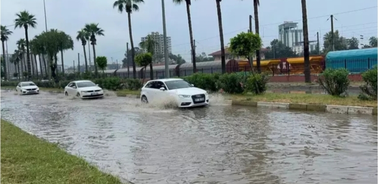 Hatay İçin Kuvvetli Yağış Uyarısı
