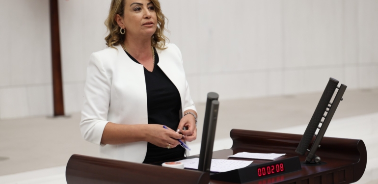 Yıldırım Kara’dan Fon Krizine Sert Tepki: “Kaynak Var, Halka Yok!”