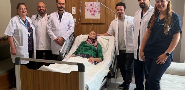 Karnındaki 10 Kiloluk Kitle Reyhanlı MMT American Hastanesi’nde çıkarıldı